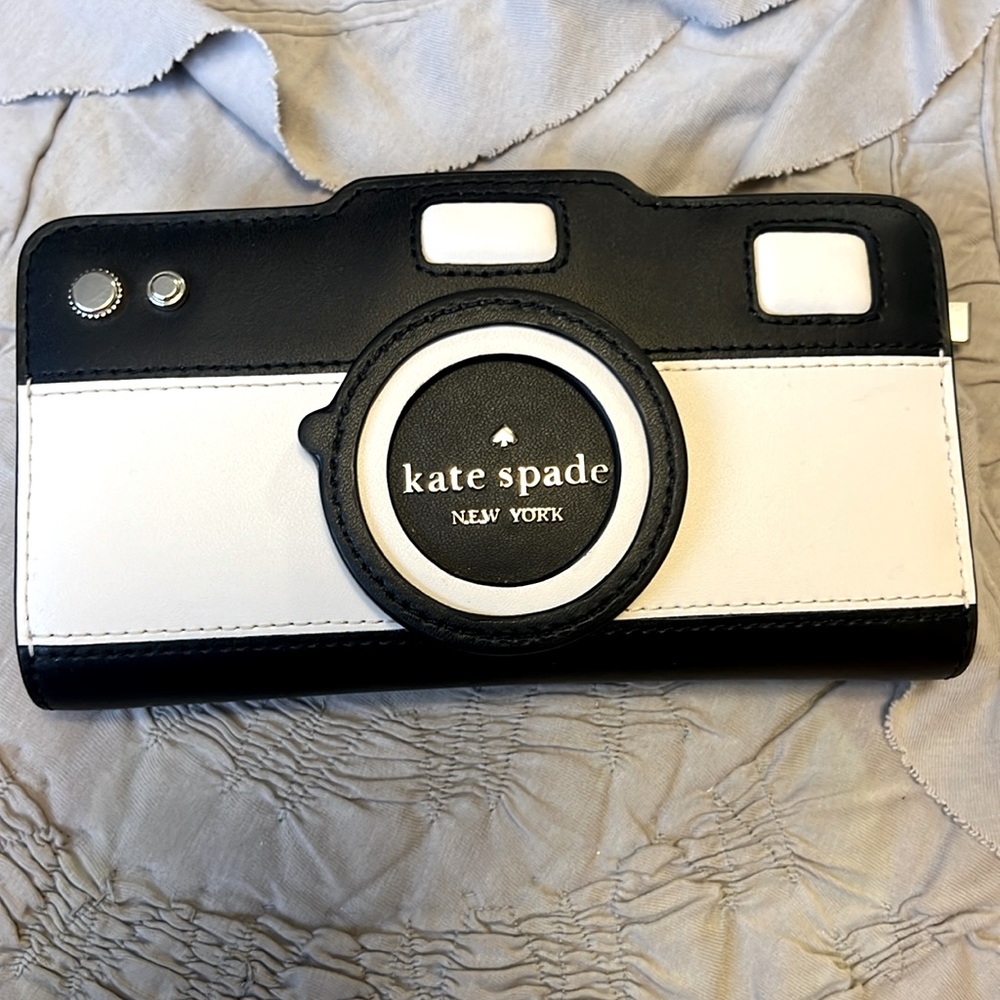 ~Kate Spade~ Camera Bi fold Wallet